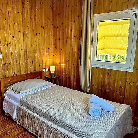 Lefkes Apartment *